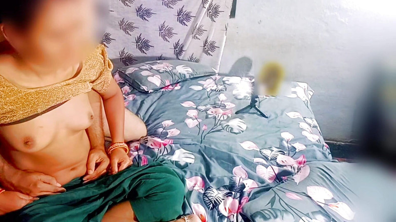 Rakul008: Il video della cognata si scopa il culo per la...