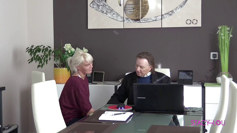 Pinkzilla Media: Špatná holka na doučování