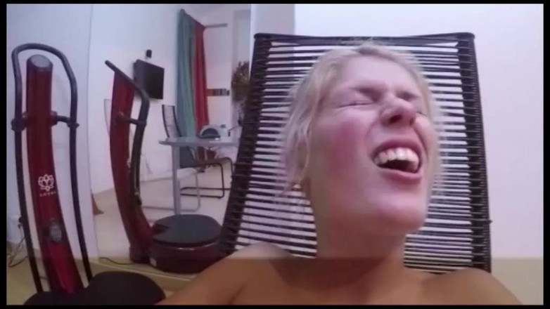 Deutschland porn: Từ một trò chơi, nó đã trở thành cực khoái