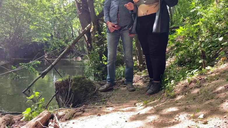 OurFetishLife: 젖탱이를 빨아주는 오지는 십대