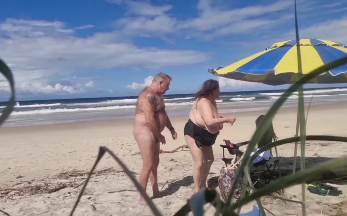 WeAreFukBunnies: Hot Beach Sex