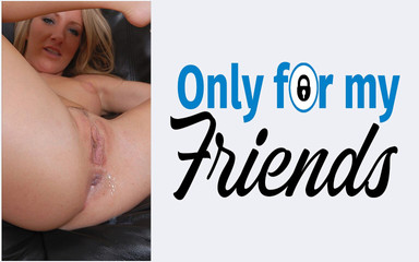 Only for my Friends: Interracial Sex with Barbie Cummings a Light-haired Slut Gets Fucked...