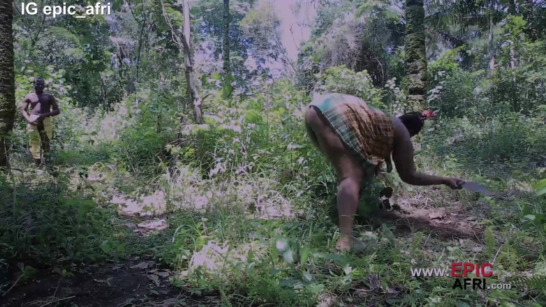 Epicafri: この巨大なお尻は、私たちが共有できる私には多すぎます