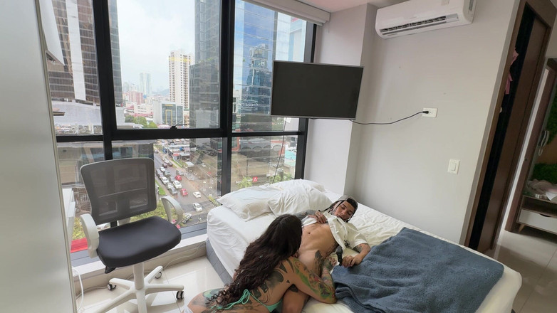 Macabreink: 내 의붓여동생과 잠자리를 가졌다