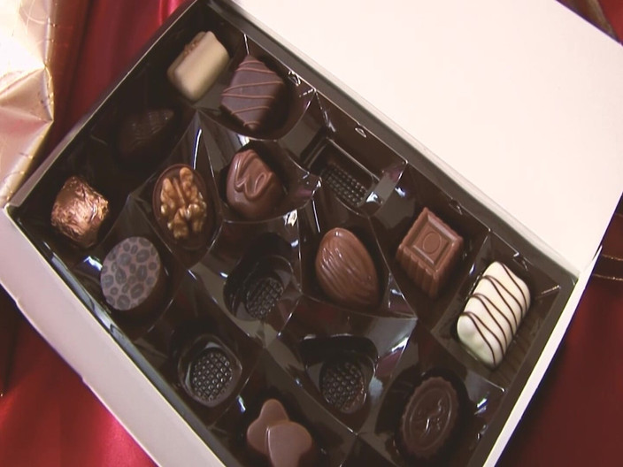 DARVASEX: Сцена кошеня Мішель 2: блондинка і брюнетка хтиві лесбіянки насолоджуються своїм ділдо разом