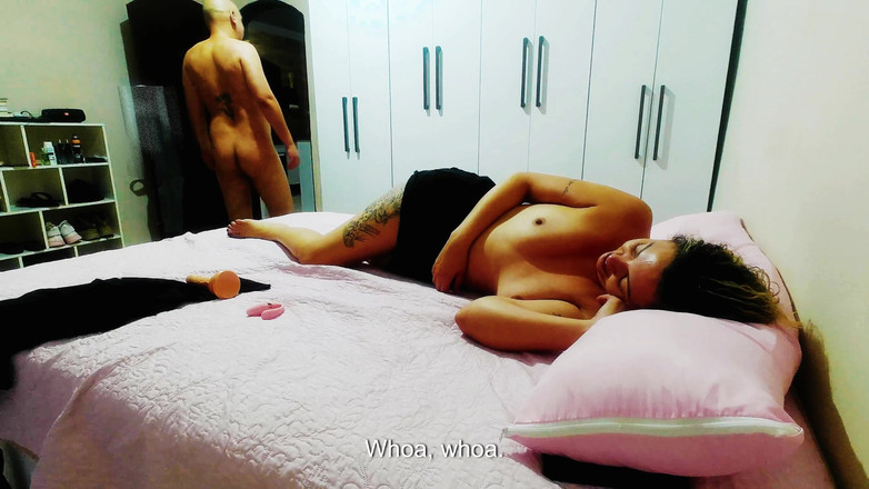 Gabi SweetCouplesStories: Enteada é pega e tem que ceder aos desejos do padrasto