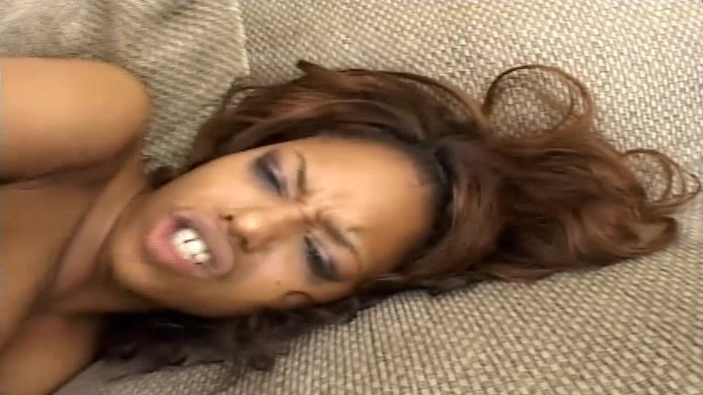 RetroTrashX: 黑美人在两个洞里都很难