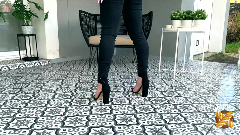 Porno Baguette: Joy, ragazza splendida, ama il sesso anale