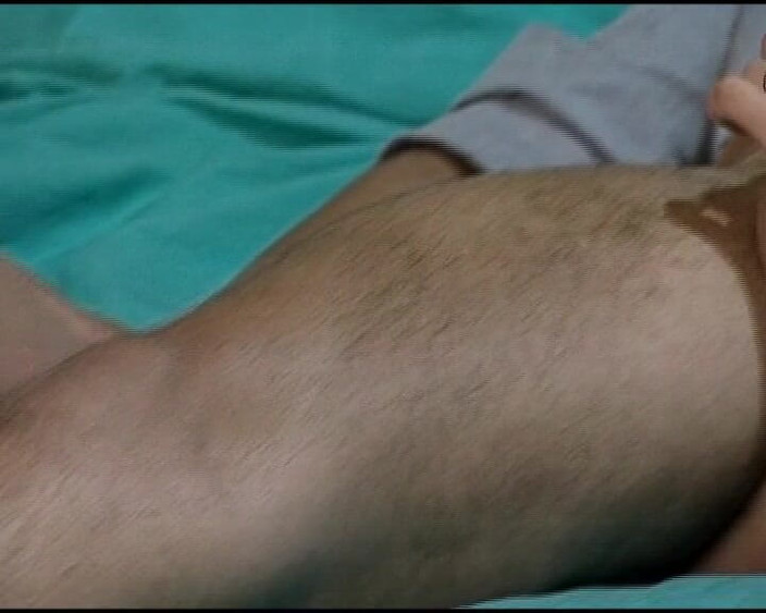 Enjoy German porn: Due ragazze tedesche scopate insieme in un trio anale