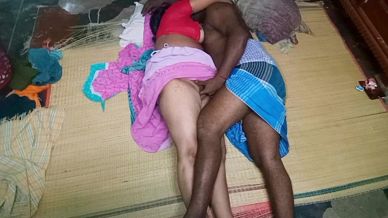 Priyanka314: Indian Village Real Couple Fucking in Home