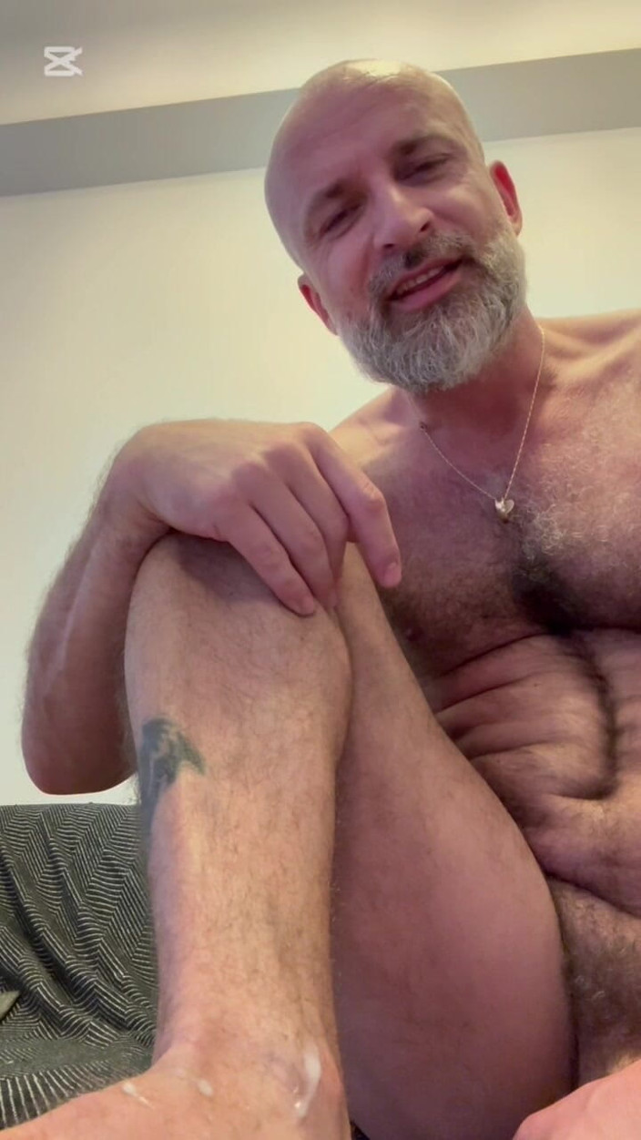 FerLuci: Stepdaddy Solo Do Not Break Eye Contact