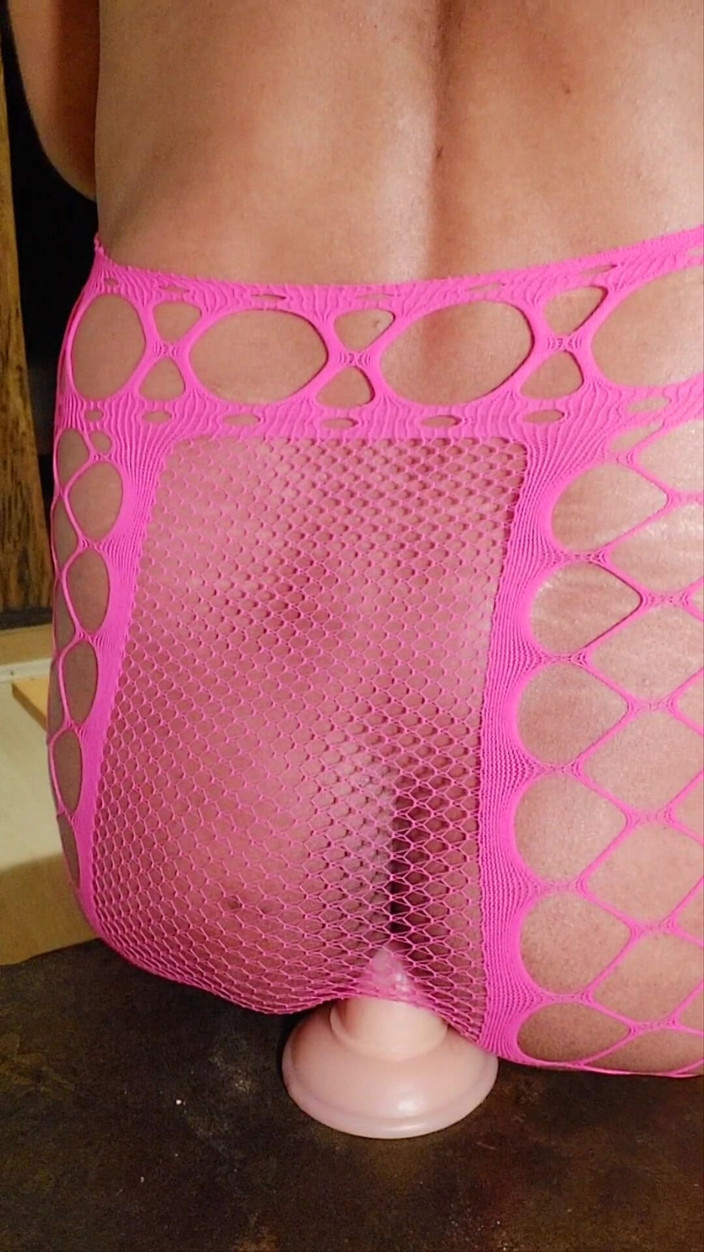 Milah CrossxxX: Milah uwielbia pieprzyć białego kutasa dziwki