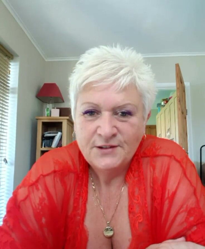 Uk Joolz: Stream Iniziato il 03/25/2020 09:30