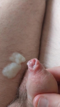 Watch Tiny-clit Grow & Squirt