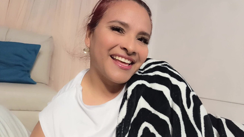 Gina Halime: Erotic Inception: Mimpi Basah Dengan Perawat Gina Halime