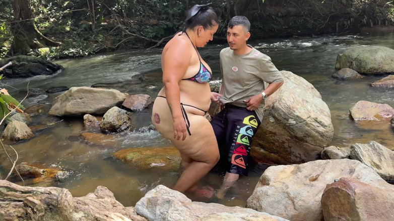 Lexly_16: Seks berisiko di sungai luar biasa