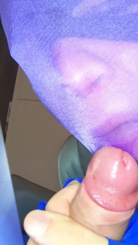 Katy met zentai catwoman maakt pijpbeurt in geval van nylon