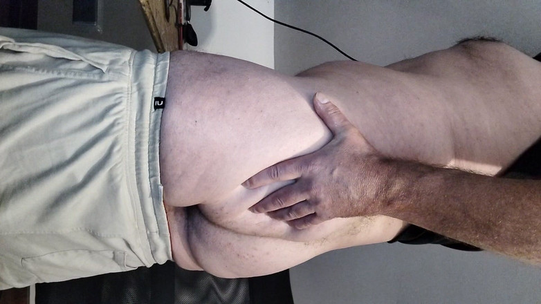 AnaMkeith: Zostaje złapany na masturbacji