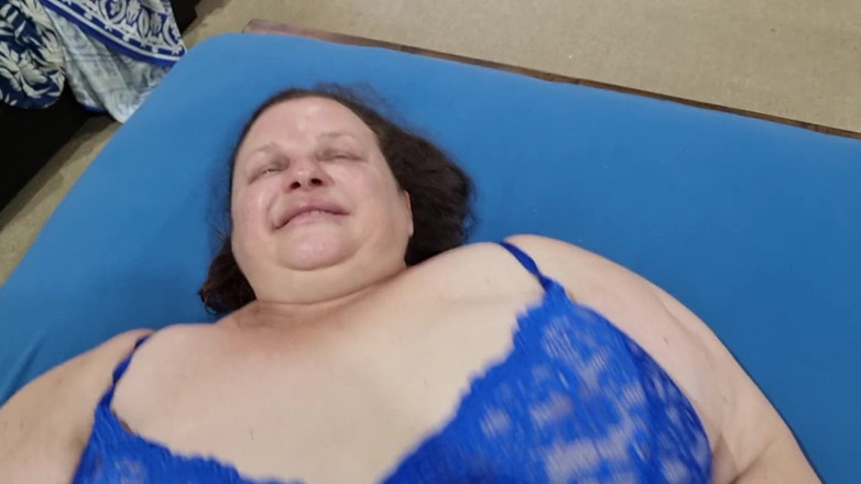 WeAreFukBunnies: He Wants to Fuck Me