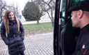 Take Van: 실제 경찰관에게 방해를 받는 밴 운전 하드코어 액션