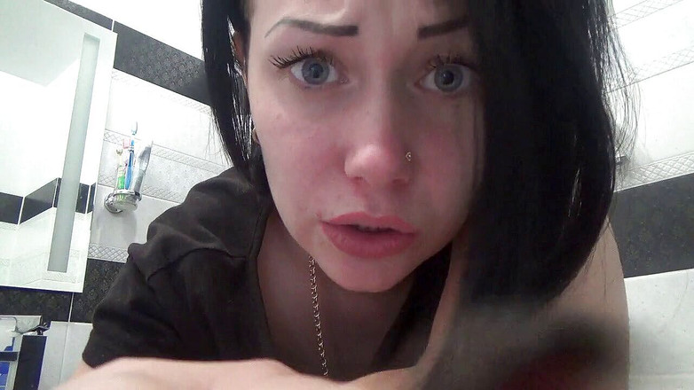 Goddess Misha Goldy: Chàng trai mất khăn tắm trước mặt tôi SPH