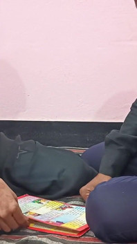 Awek Parul India panas dikongkek cikgu