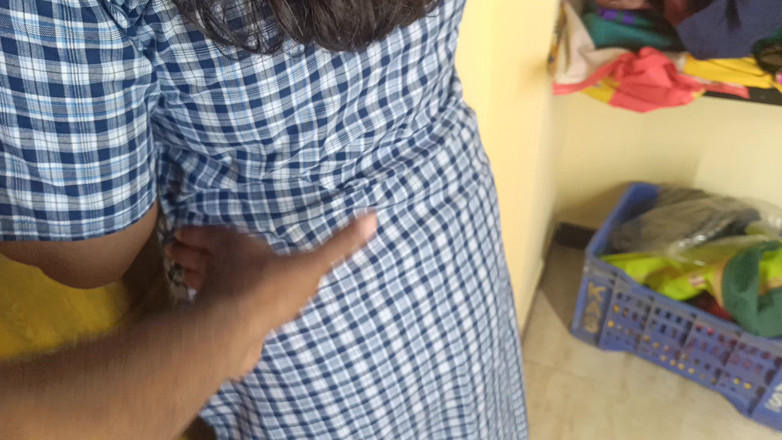 Magilmathi: Linda menina indiana