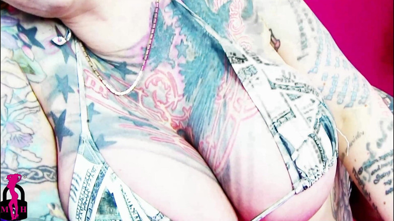 Mistress Harley: 継母巨乳屈辱JOI