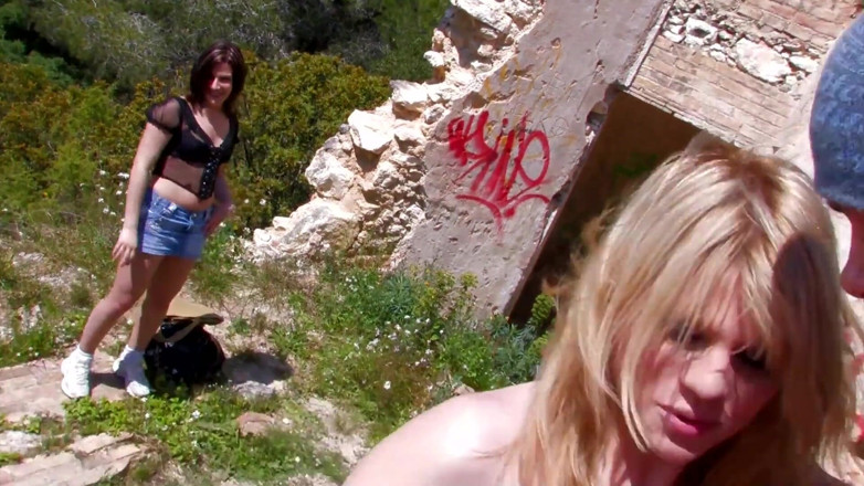 Radical: Outdoor amateurs