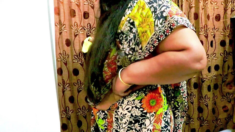 Morjenabb: 美丽的印度继兄弟和出轨的继妹性爱，真正的 18+ 德西浪漫，孟加拉肮脏的谈话 xxx 视频