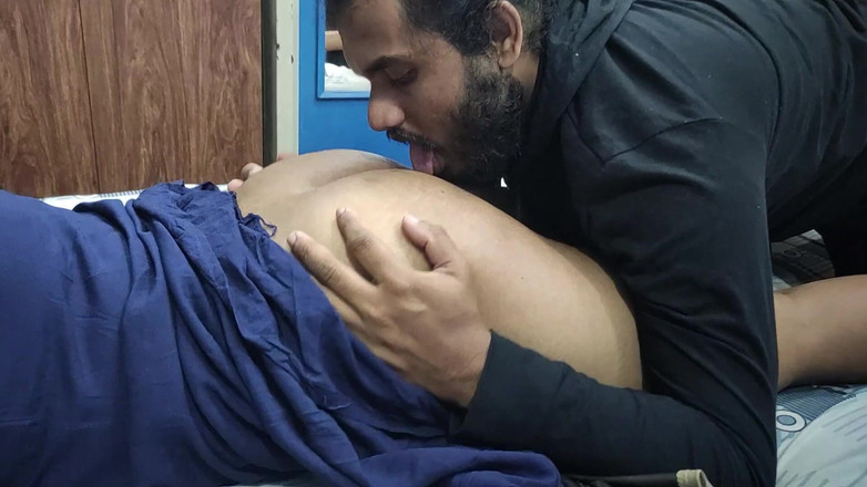 Vaishnavysharunraj: 舔屁股浪漫，vaishnavy和sharun raj热屁股