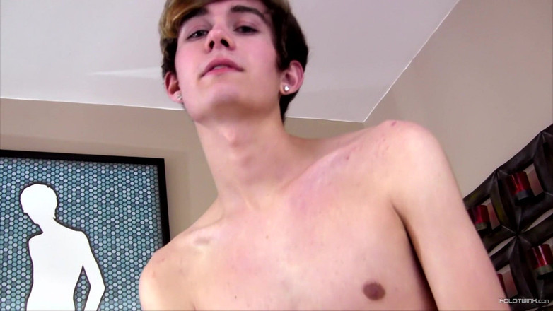 Holo twinks: Give the Boy a Good Fucking