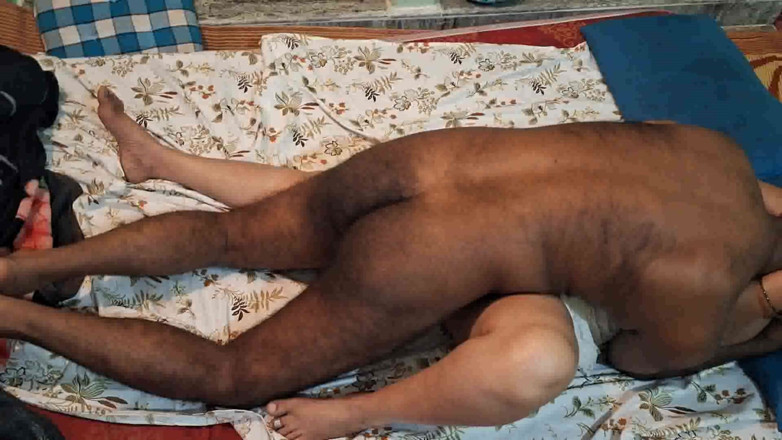 Sexy sindu: Real Couple's First Night Alone in the Room
