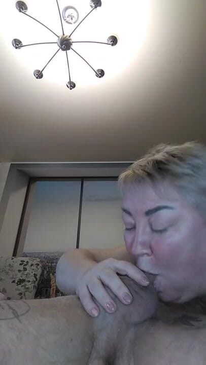 Zona901: Slobbery blowjob with a deepthroat from mother-in-law