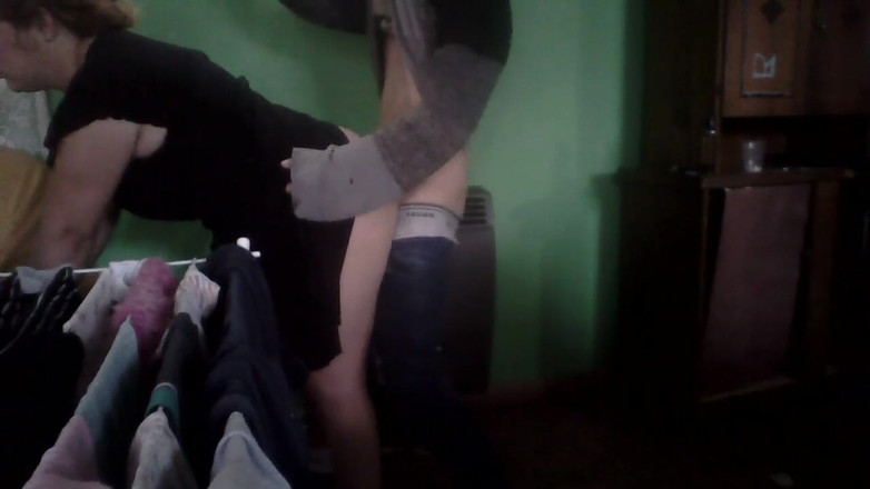 Fitcure1: 我们在厨房炉子边做爱