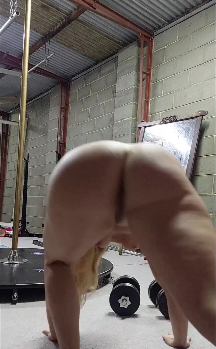 Michellexm: Entraînement à poil !