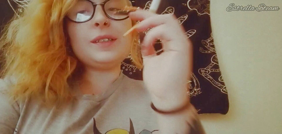 Estrella Steam: Merokok setiap hari