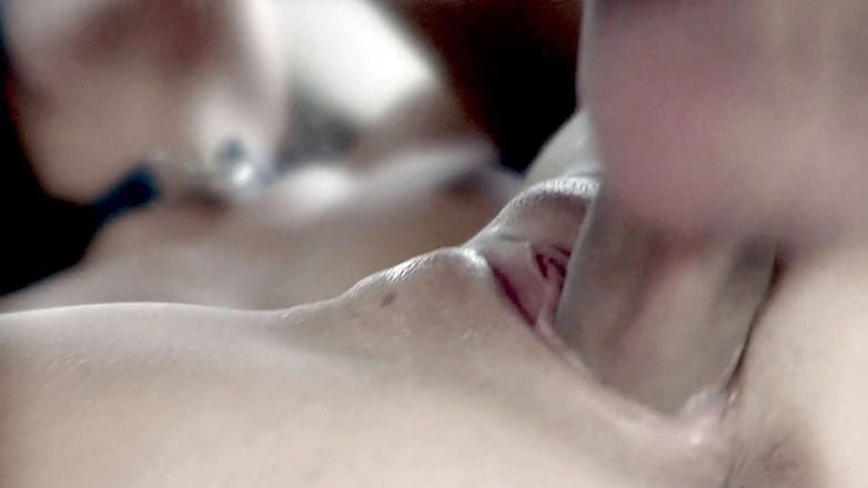 Dirty Teeny: ランディ赤ん坊の陰部のハードねじ込み愛の箱は、兼顔の少しいっぱいに見えます