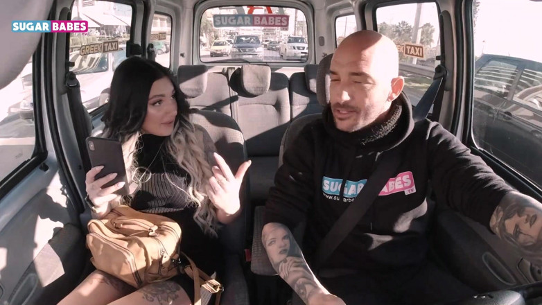 SugarBabesTV: Taxi grecesc: Fute-mi pula invers