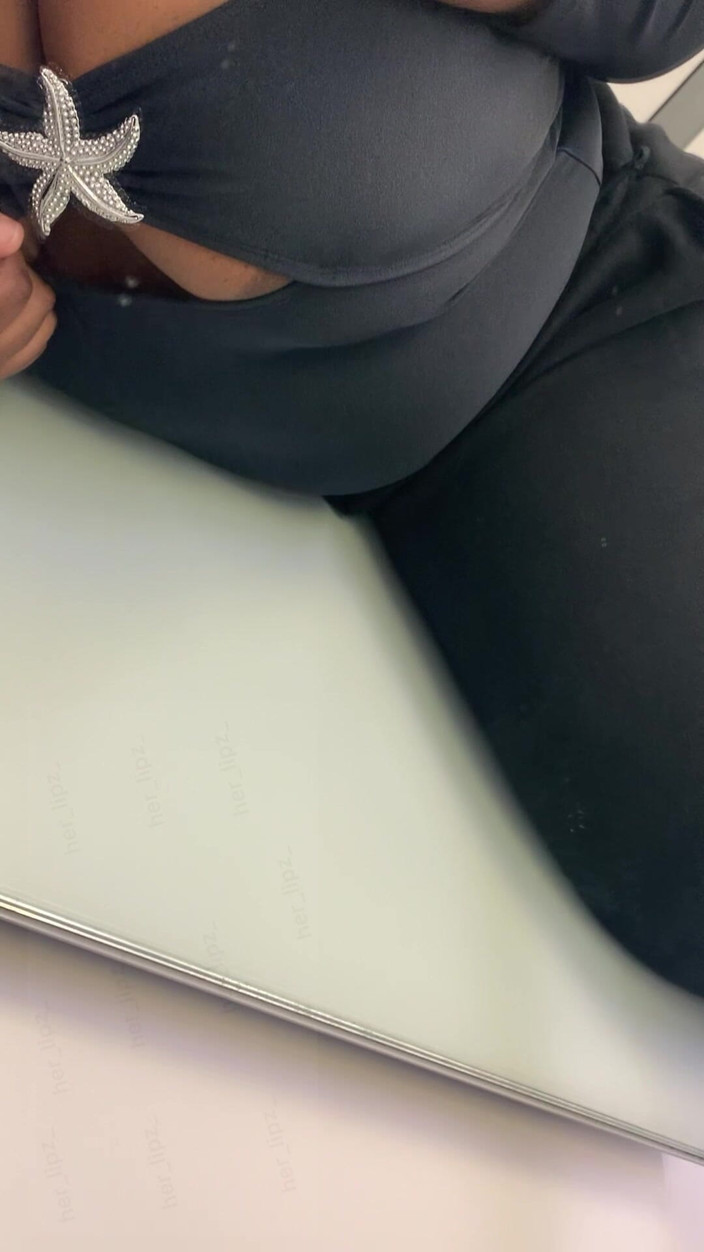 Anye Meshell: Erzähl Meinem Stiefbruer Nicht Davon!