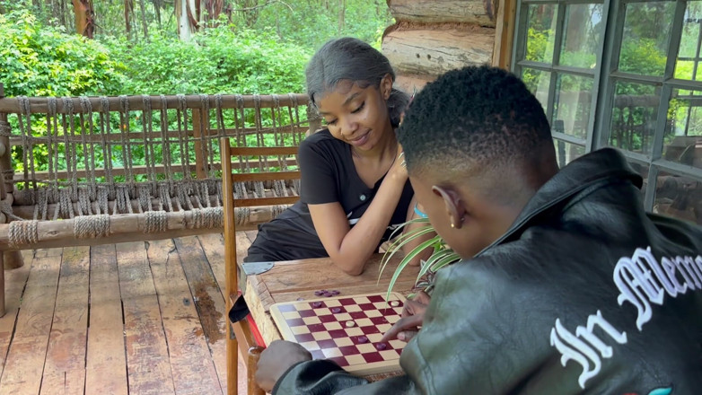 mombasapornstar: Chess Dare with Stepsis, Guess What!!