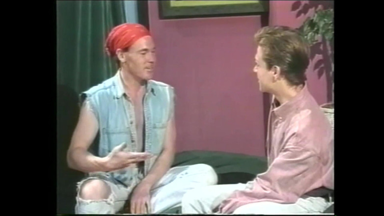 Mon Amie: – Kıyafetlerini çıkaracağım.