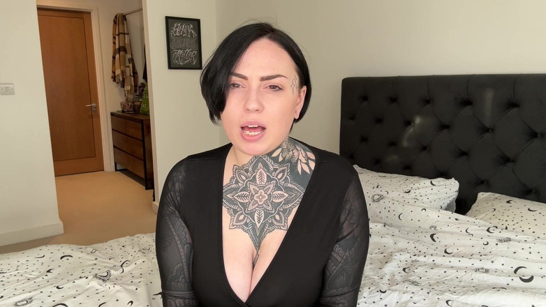 Miss Valentina: 3 Facile ricatto-fantasia di posta elettronica