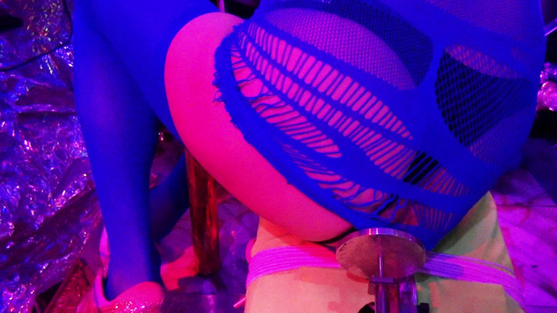 Toy Pleasure: 프리 애스 10