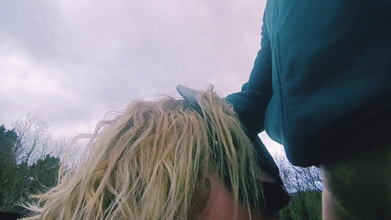 Sportynaked: Ferrovia fodendo ao ar livre