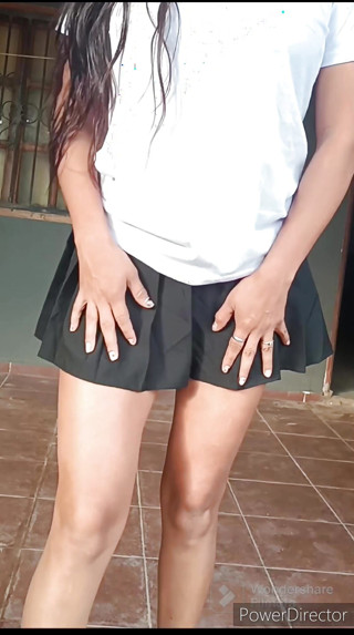 Karely Ruiz: College Girl Penetrantes Her Anus for They First Time