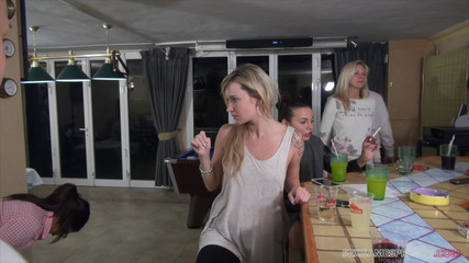 Czech Pornzone: Euro Pornohvězdy nohy doširoka otevřený týden sv. 12