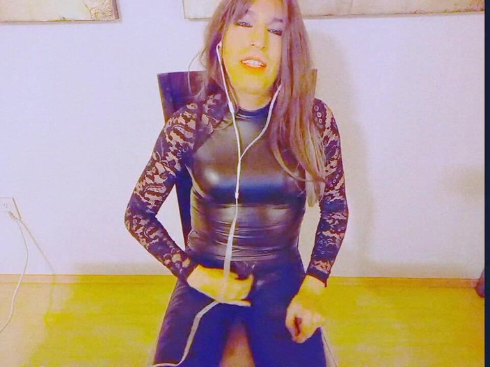 Tammy sissy slave: Travesti Mariquita Masturbándose