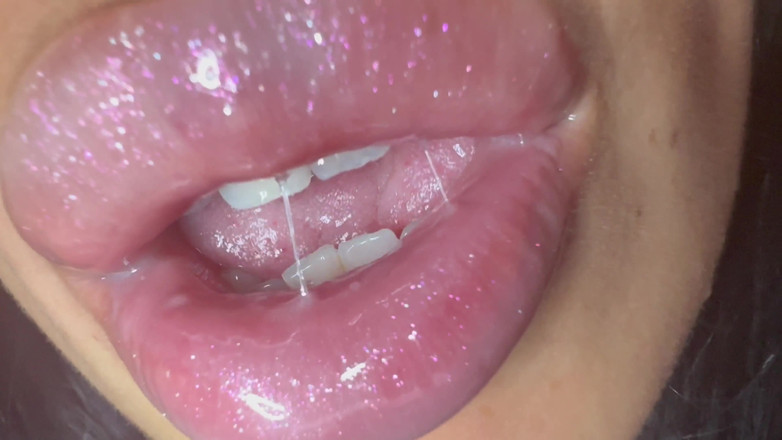 Asmr_mouth: A Loooot of Lipgloss When I Kiss