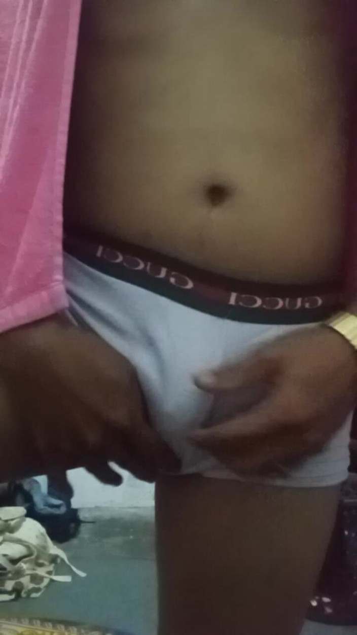 Mr Right: Naughty Dak